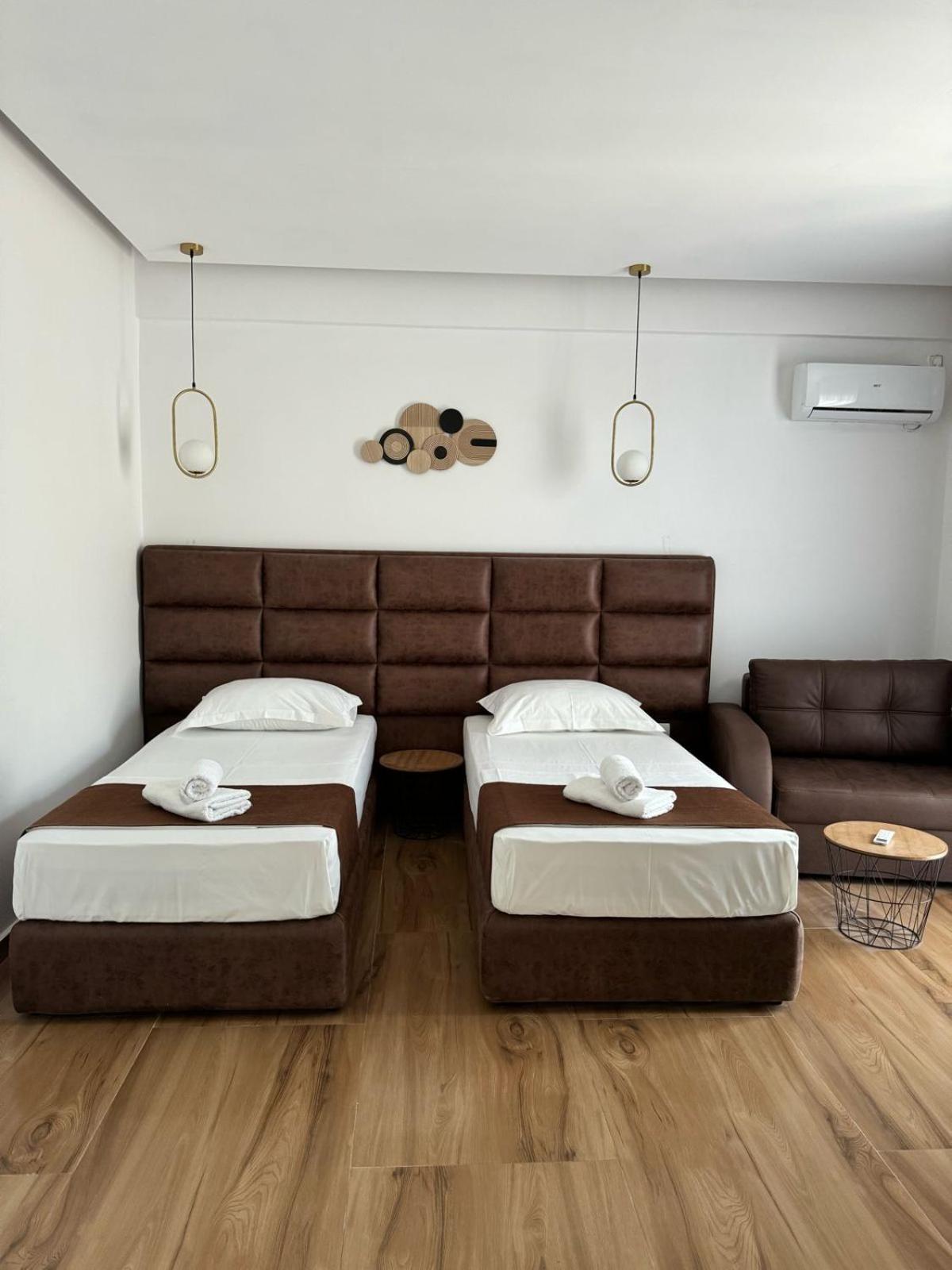 סרנדה Ansi Paradiso Apartaments מראה חיצוני תמונה