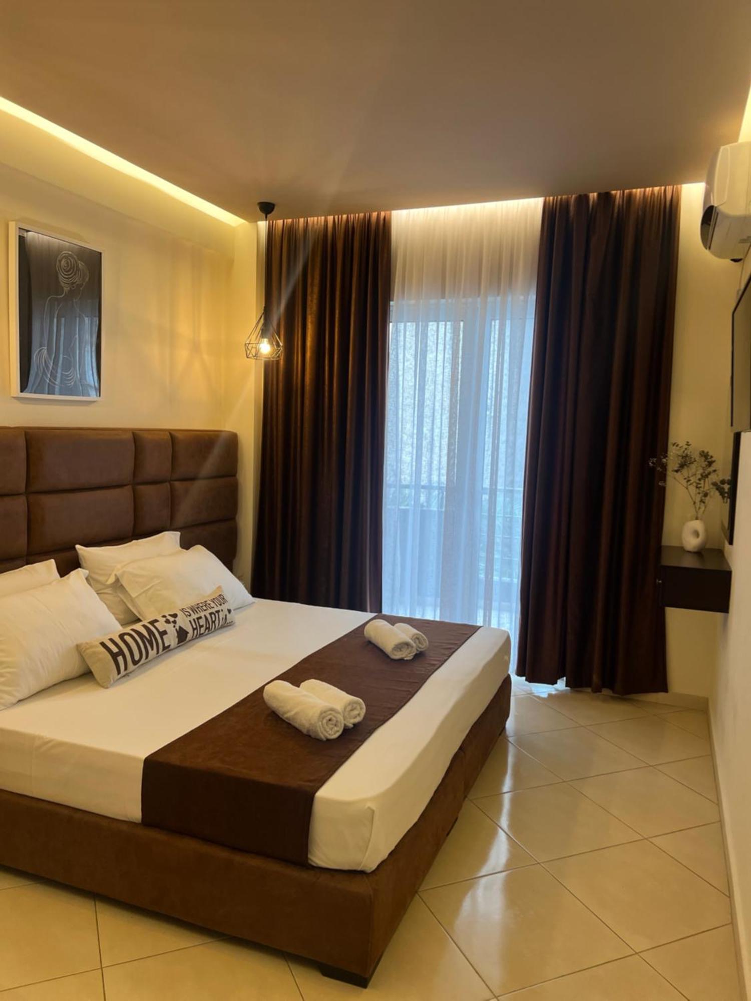 סרנדה Ansi Paradiso Apartaments מראה חיצוני תמונה