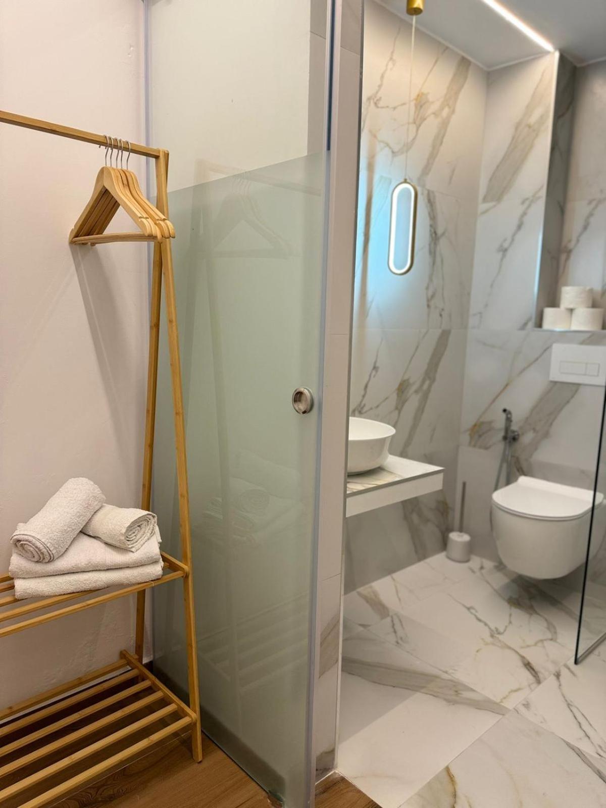 סרנדה Ansi Paradiso Apartaments מראה חיצוני תמונה